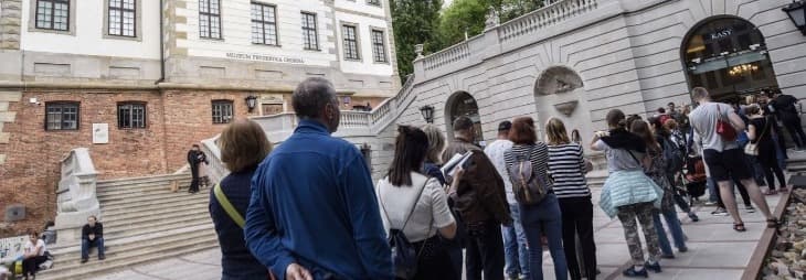 Ticket sales for the Opening Concert and the 1st Winners Concert of the 19th Chopin Competition