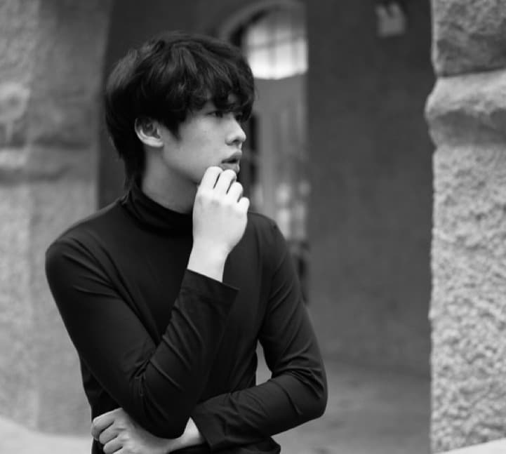 Lingfei (Stephan)